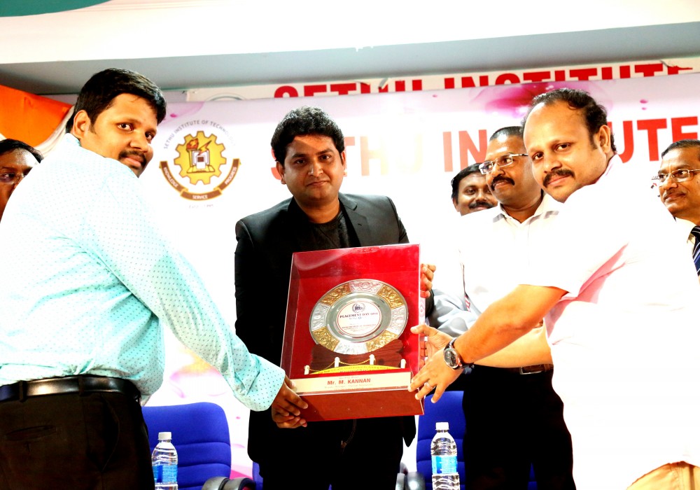 soft skills training for Industries and Corporate in Madurai,soft skills training for Schools and colleges and Institutions in Madurai,soft skills training program for school / College in madurai